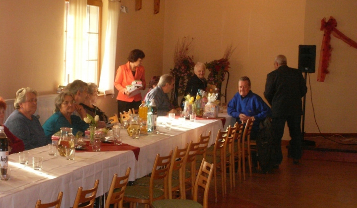 Stretnutie s dôchodcami 2013 - Nyugdíjasok napja 